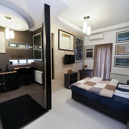 Kennedylux Apartment Белград Экстерьер фото